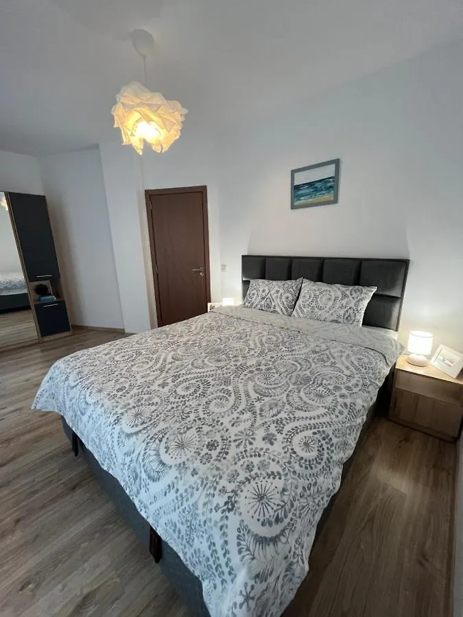 Azzurro Premium Apartment On Bulevard Bogoridi Burgas